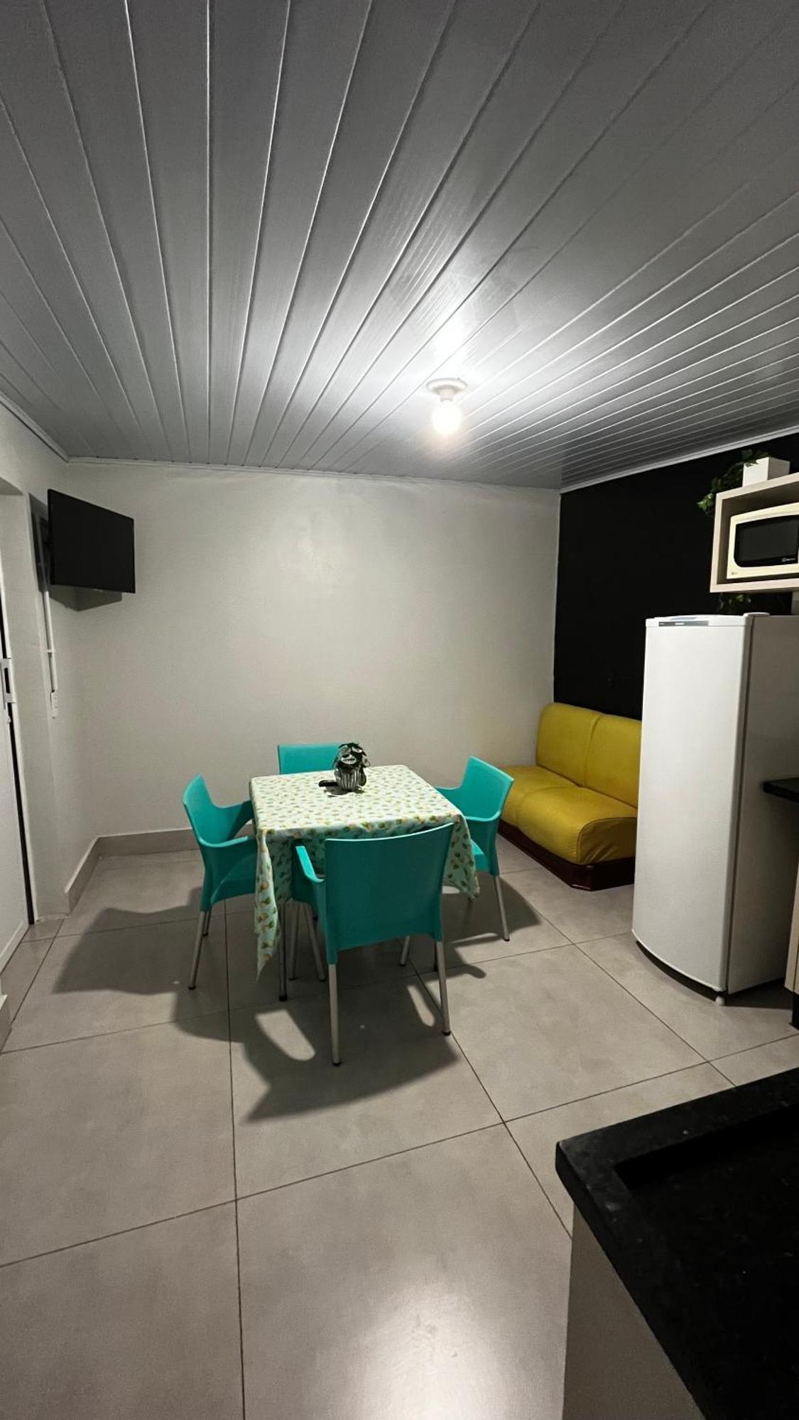 Apartamento Quitinete ótima localização Foz do Iguaçu Exterior foto